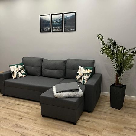 Appartement Nowoczesny Apartament Z Przestronna Lazienka à Stalowa Wola Extérieur photo