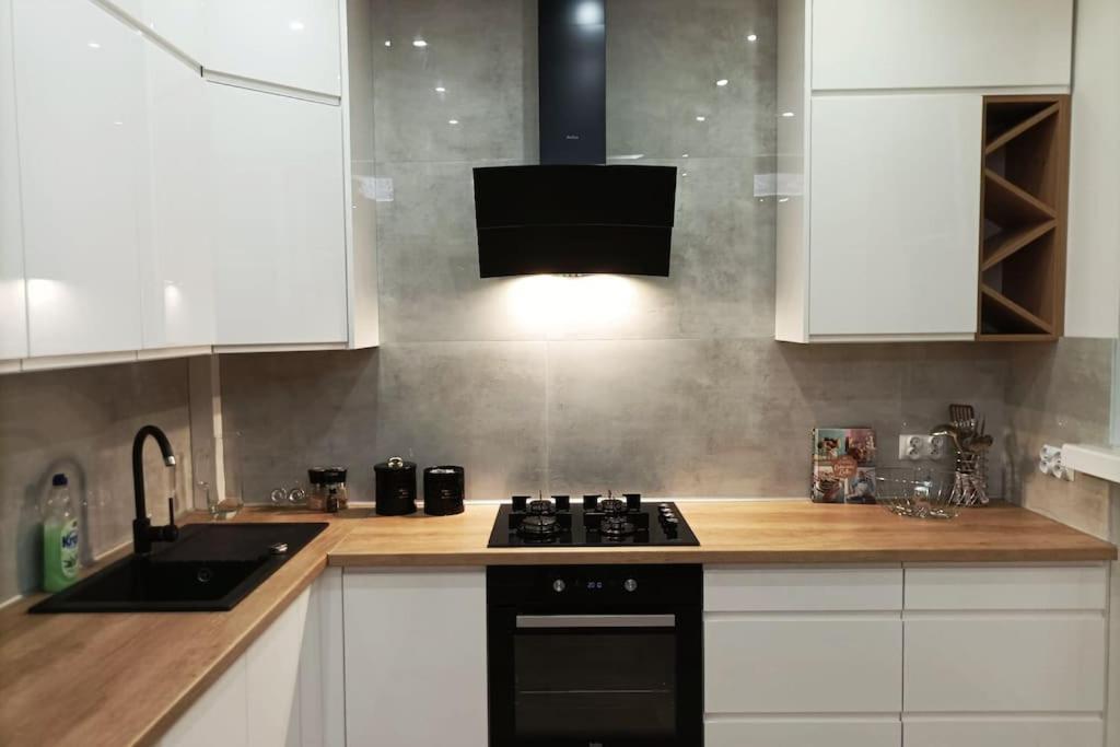 Appartement Nowoczesny Apartament Z Przestronna Lazienka à Stalowa Wola Extérieur photo