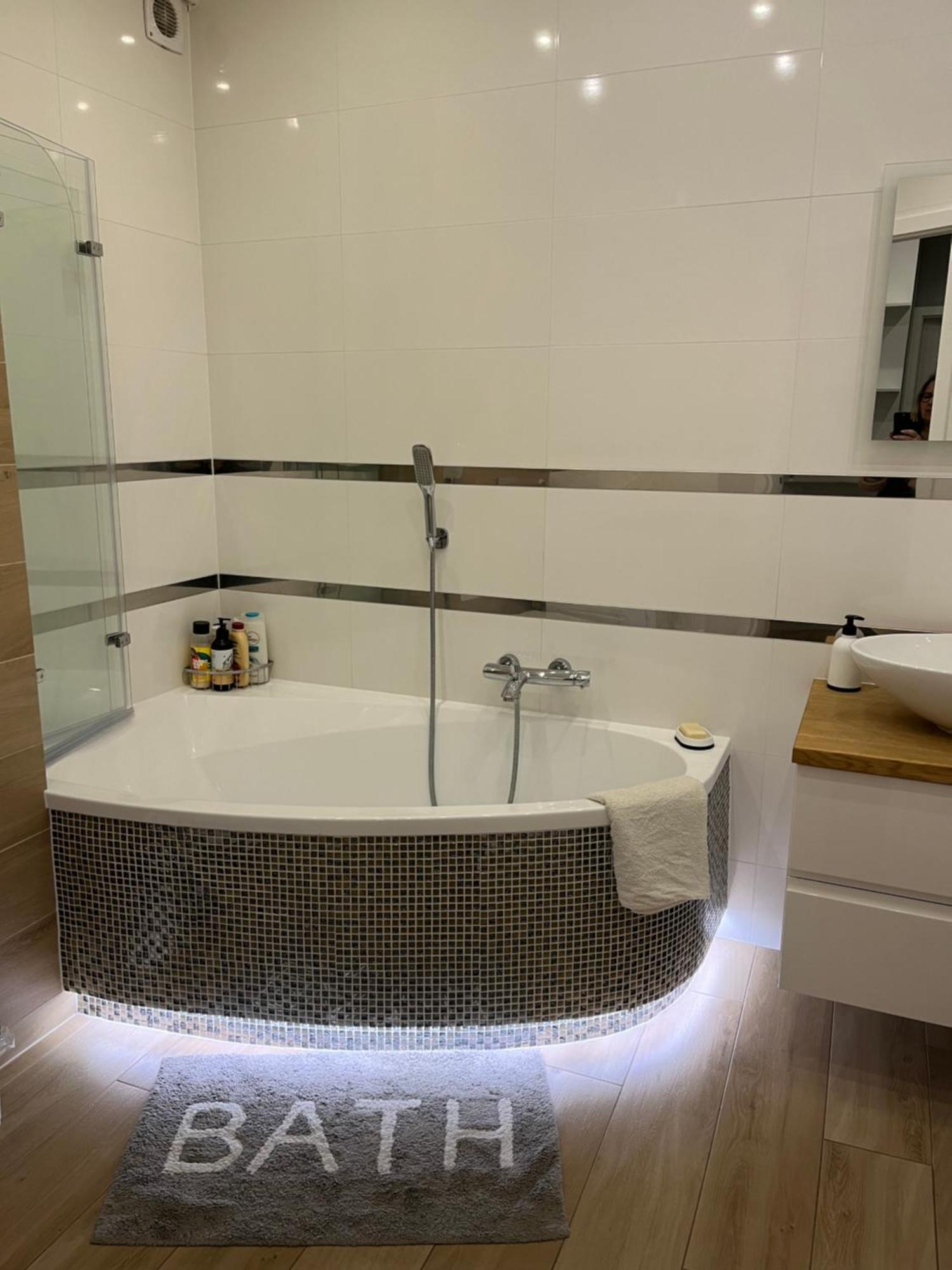 Appartement Nowoczesny Apartament Z Przestronna Lazienka à Stalowa Wola Extérieur photo